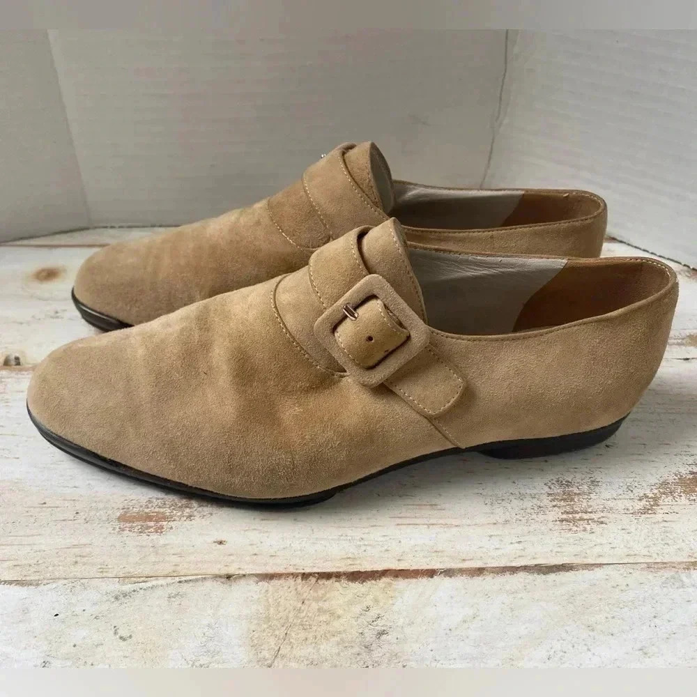 GIORGIO ARMANI women’s tan suede Oxford shoes buckle size 35 Italy almond toe